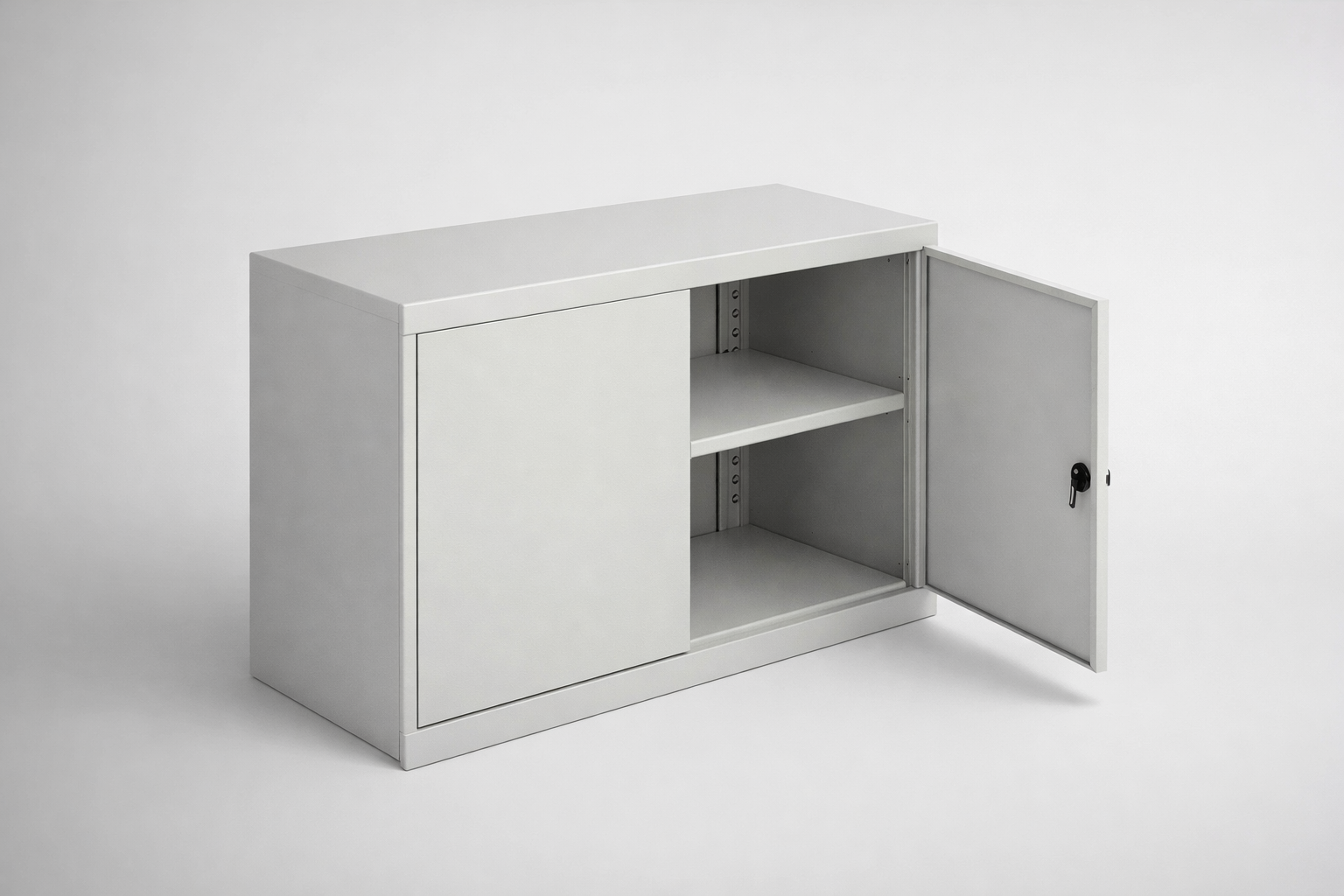 Kovová kancelářská skříň Sbm 804 - uspořádané uložení dokumentů, pořadačů a spisů v