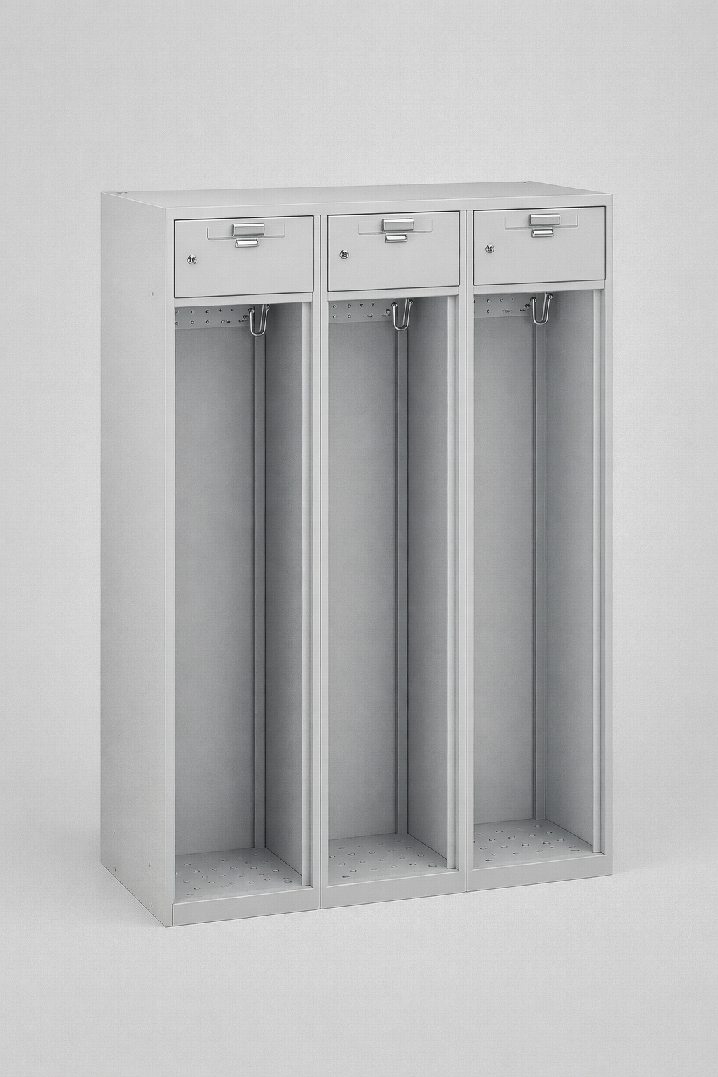 Zaměstnanecká šatní skříň MSS 430 - uspořádané osobní vybavení a opakovatelný standard